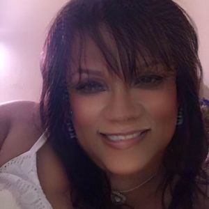 Meet your Posher, Elizandra espada